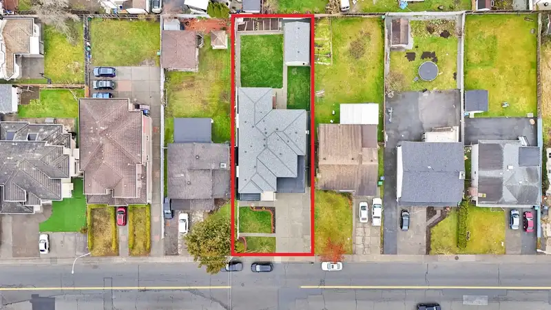 7750 124 STREET - photo 2 of 33