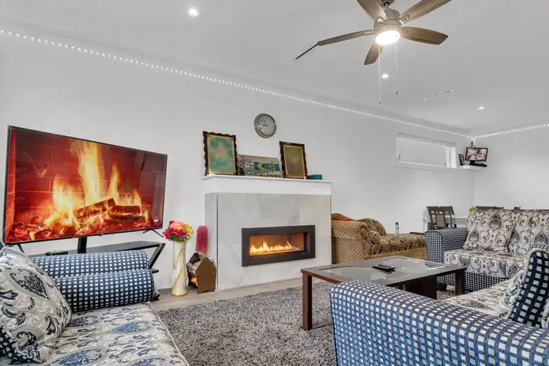 7750 124 STREET - photo 4 of 33