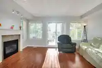 54 8888 151 STREET - thumbnail 3
