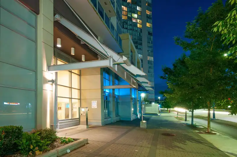 1606 13688 100 AVENUE - photo 4 of 40