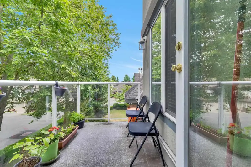 305 12125 75A AVENUE - photo 3 of 25