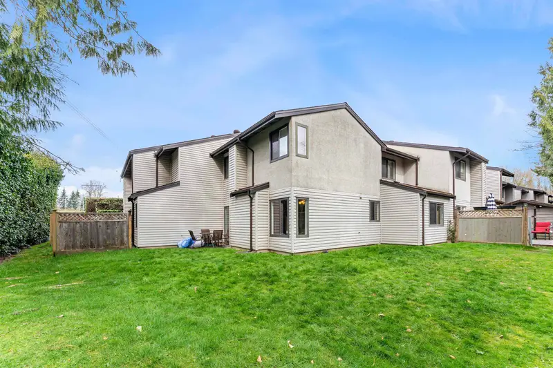 40 9955 140TH STREET - photo 1 of 22