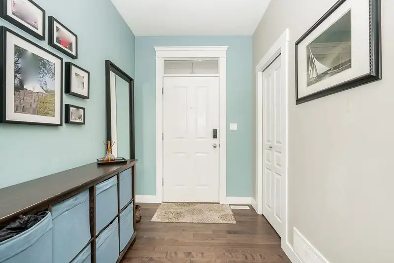 18569 67TH AVENUE - photo 3 of 25