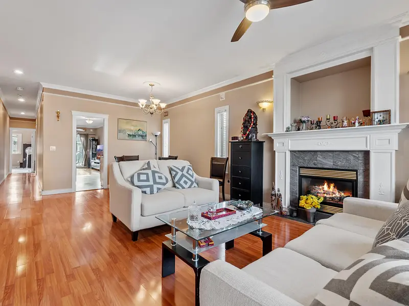 268 HAMPTON STREET - photo 4 of 25