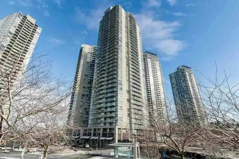 2410 9981 WHALLEY BOULEVARD - photo 1 of 12