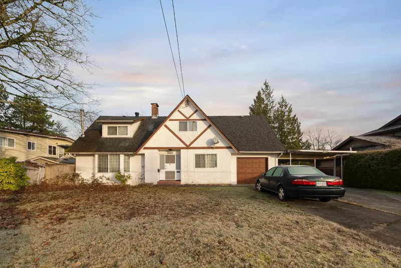 7389 KRAFT CRESCENT - photo 1 of 20