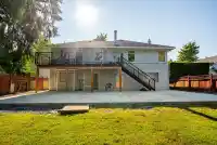 6072 133A STREET - thumbnail 3