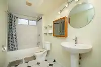 5922 186A STREET - thumbnail 30
