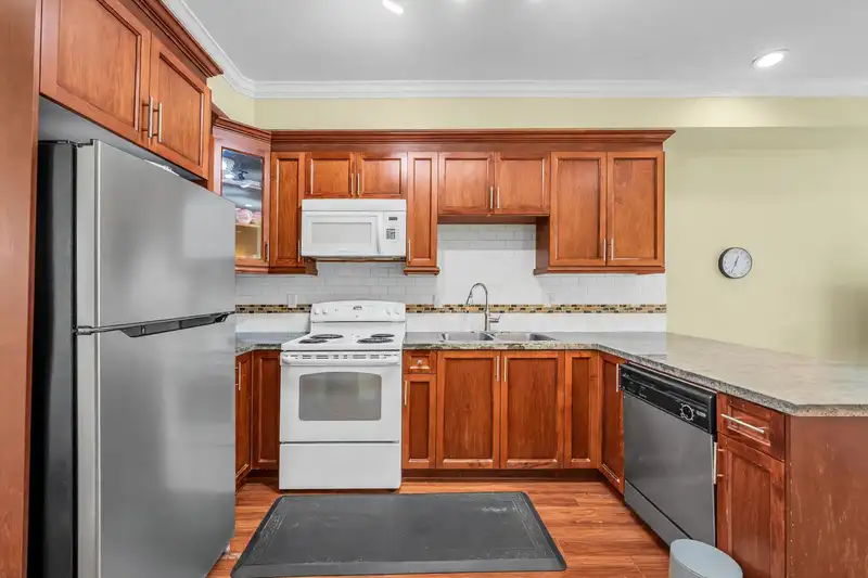 5 9405 121 STREET - photo 4 of 25