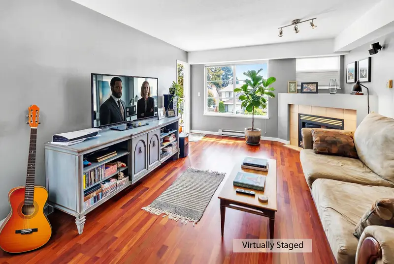 312 11519 BURNETT STREET - photo 3 of 17