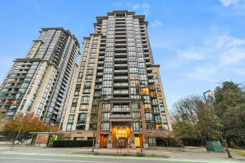 1501 13380 108 AVENUE - photo 1 of 25
