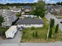 12141 84 AVENUE - thumbnail 1