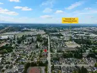 12141 84 AVENUE - thumbnail 3