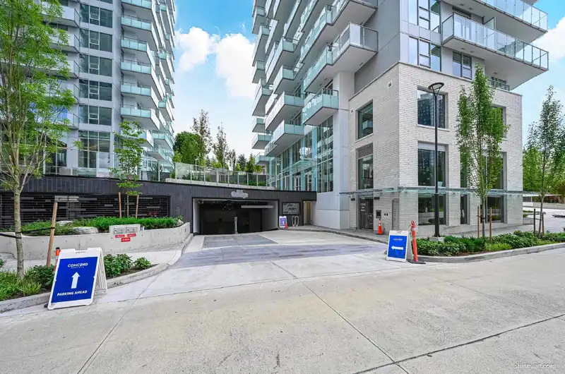 2106 13768 100 AVENUE - photo 3 of 29