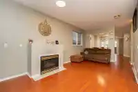 14858 58 AVENUE - thumbnail 4