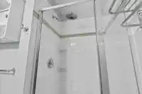1 15175 62A AVENUE - thumbnail 24