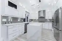19433 70 AVENUE - thumbnail 8