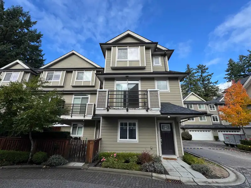 23 14285 64 AVENUE - photo 1 of 20