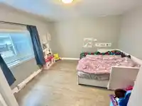 9716-9718 156 STREET - thumbnail 9