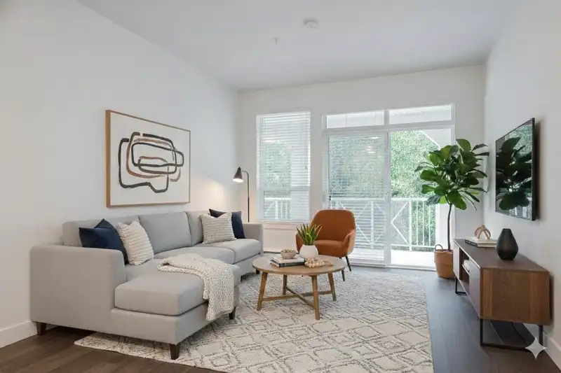 408 16388 64 AVENUE - photo 3 of 40