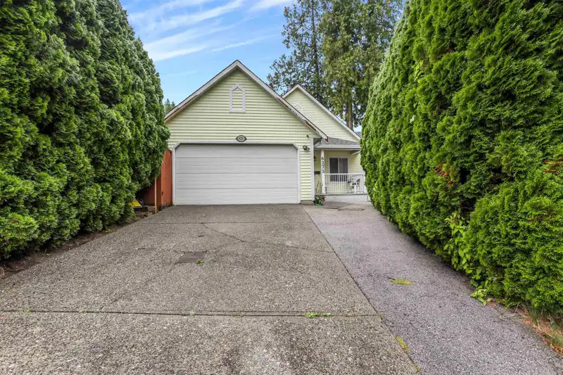 6273 134A STREET - photo 2 of 26