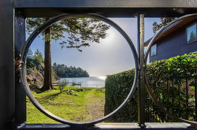 6760 BATCHELOR BAY PLACE - photo 1 of 25