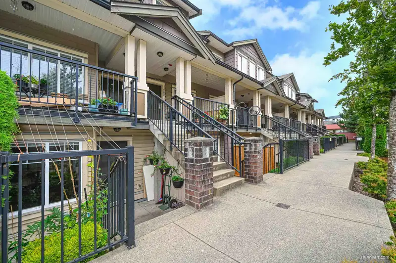 101 13958 108 AVENUE - photo 2 of 23