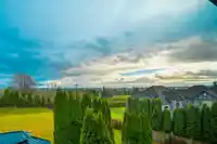 16781 77 AVENUE - thumbnail 3