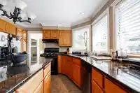 16518 86A AVENUE - thumbnail 9