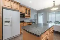 15688 88 AVENUE - thumbnail 19
