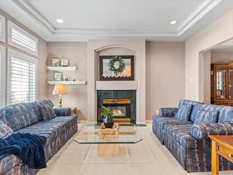 19071 63B AVENUE - photo 3 of 38