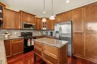7250 147A STREET - thumbnail 15