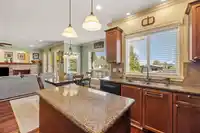 7250 147A STREET - thumbnail 16