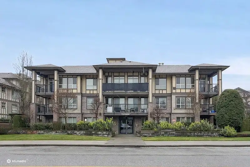 213 8733 160 STREET - photo 1 of 22