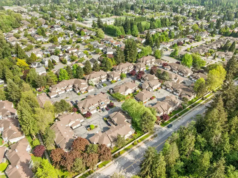 123 14861 98 AVENUE - photo 3 of 38