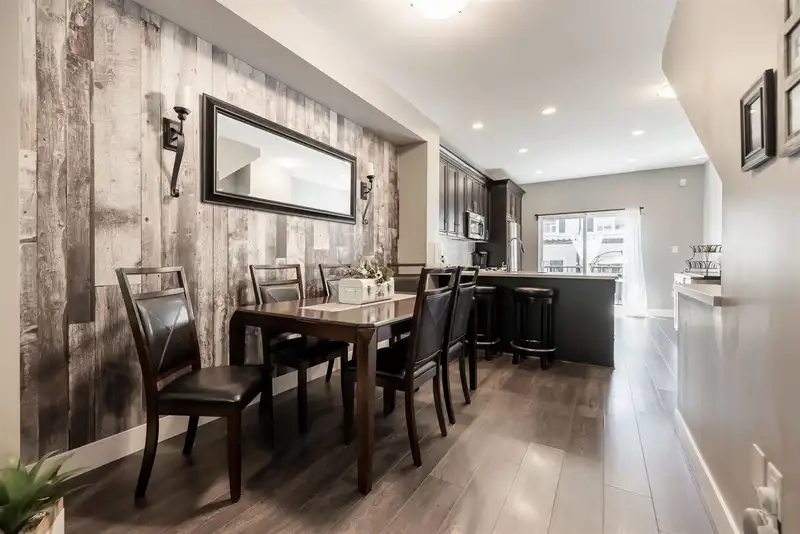 10 19180 65 AVENUE - photo 3 of 9