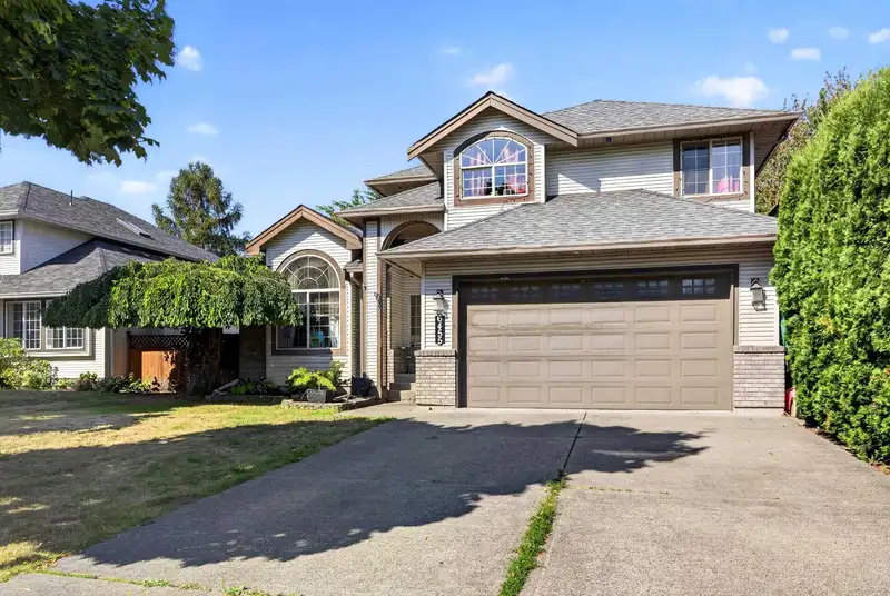 6455 188A STREET - photo 2 of 40