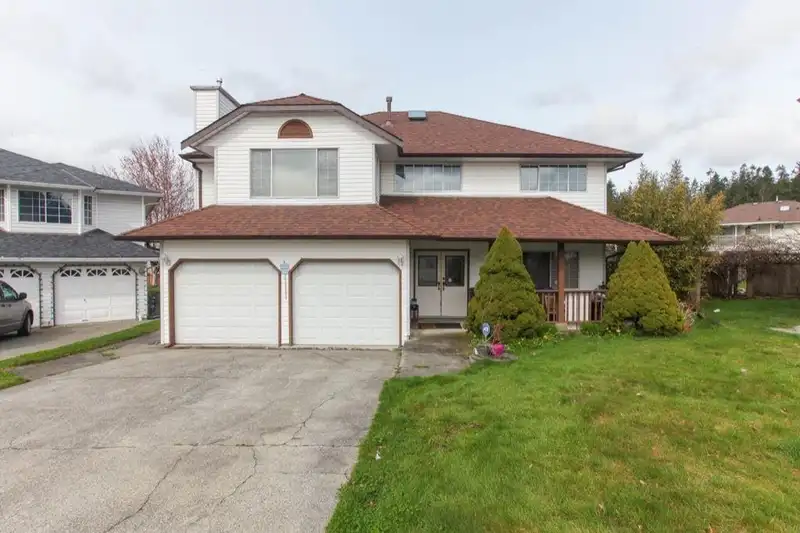 14305 91 AVENUE - photo 1 of 1