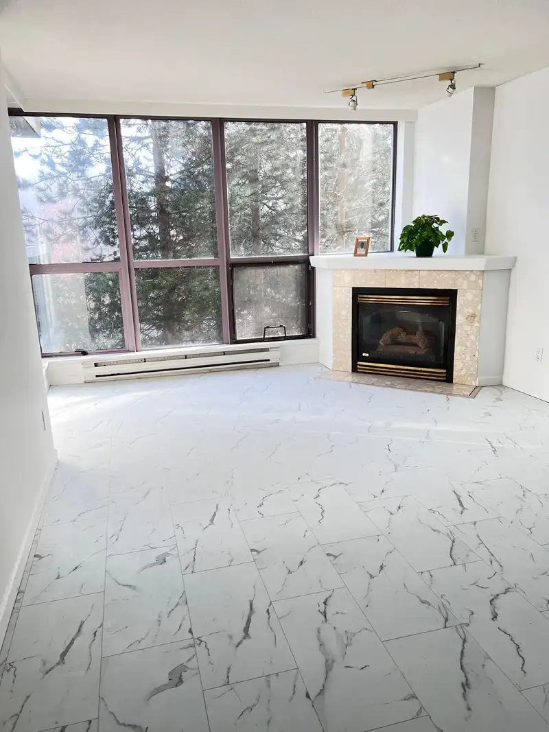 501 10899 UNIVERSITY DRIVE - photo 3 of 14