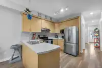 90 18221 68 AVENUE - thumbnail 4