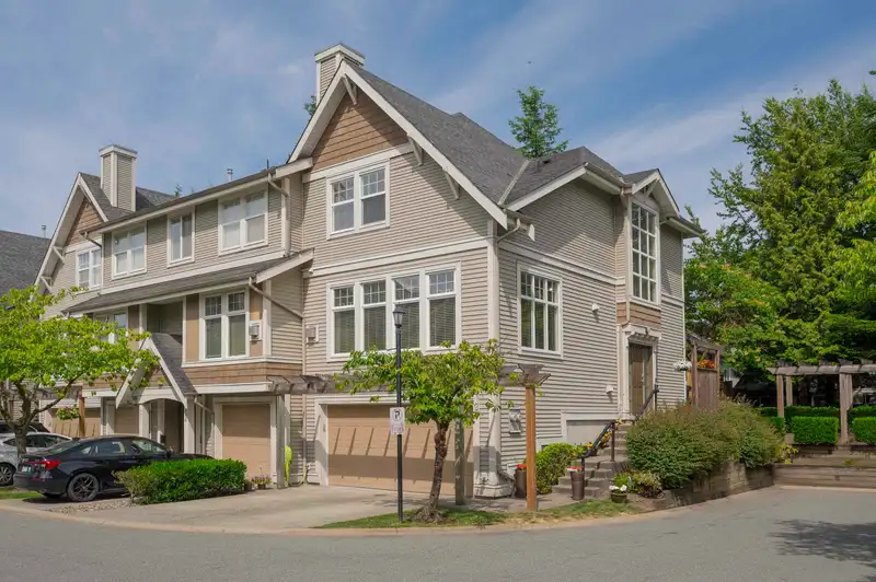 23 6588 188 STREET - photo 1 of 39