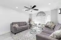 9057 142A STREET - thumbnail 4