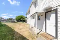 9057 142A STREET - thumbnail 38