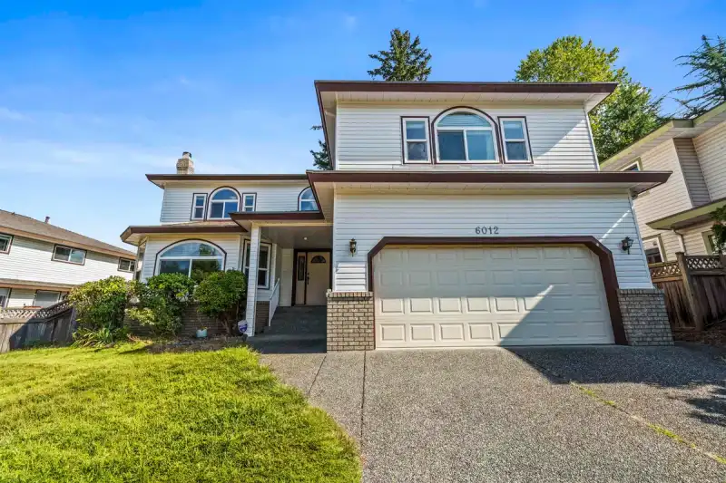 6012 124 STREET - photo 1 of 25