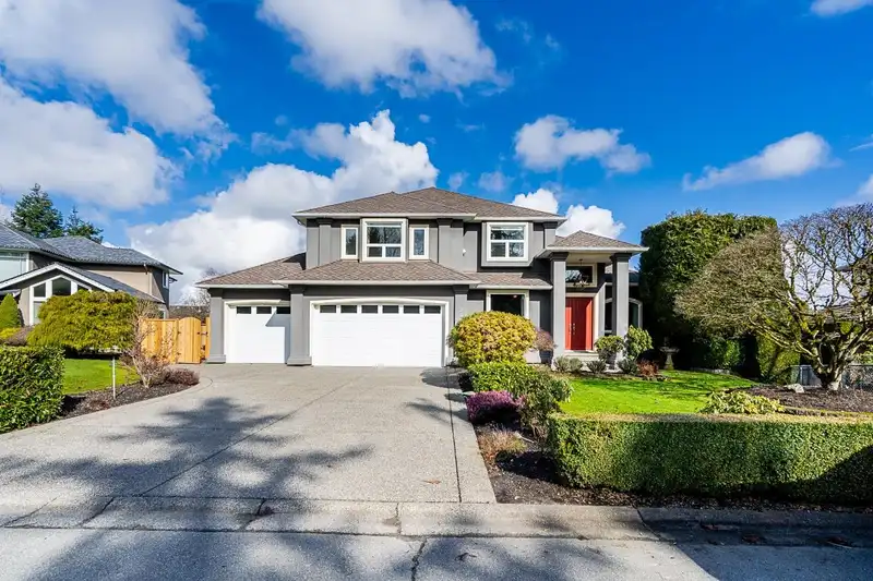 9906 180A STREET - photo 2 of 40