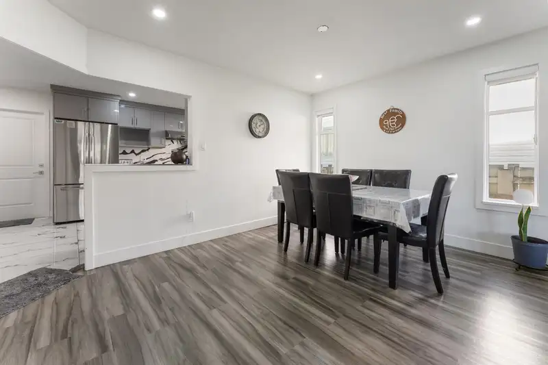 7309 123 STREET - photo 4 of 23
