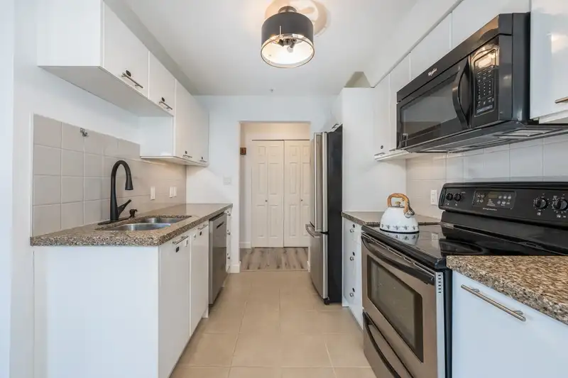 207 13550 HILTON ROAD - photo 3 of 23