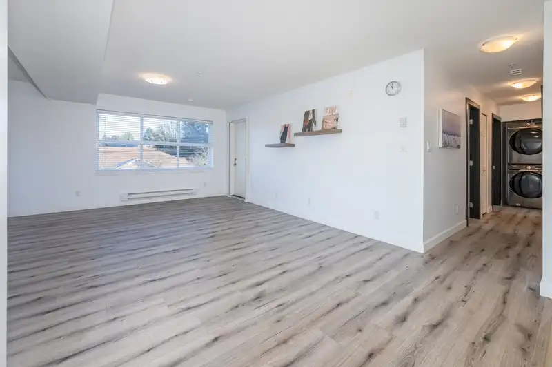 207 13550 HILTON ROAD - photo 4 of 23