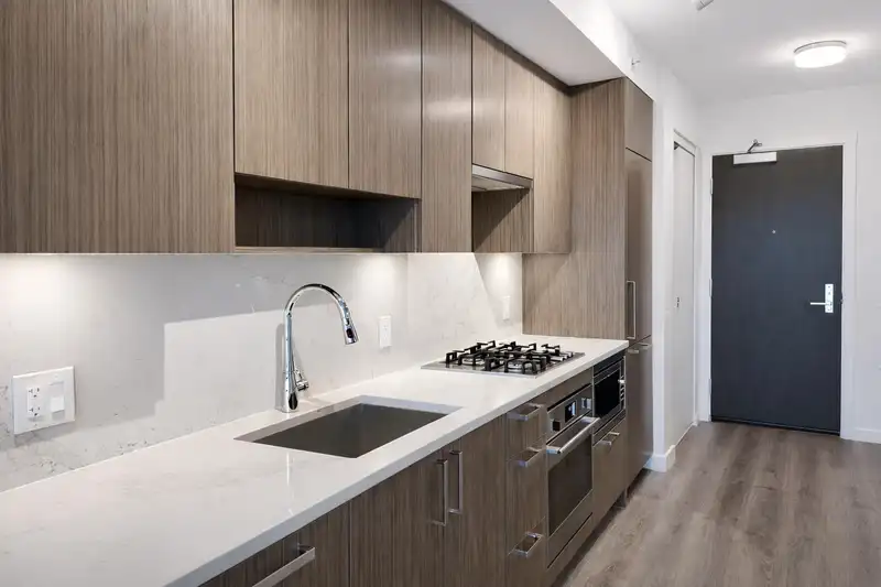 3503 13350 CENTRAL AVENUE - photo 4 of 11