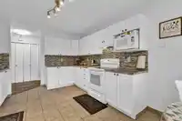 10 8388 158 STREET - thumbnail 18